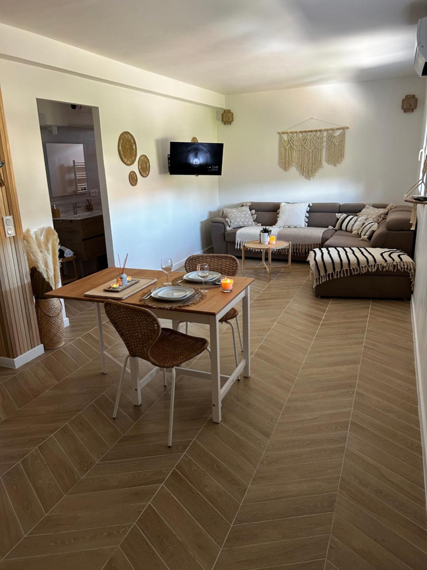 Le Namaste Apartment La Ciotat Bagian luar foto